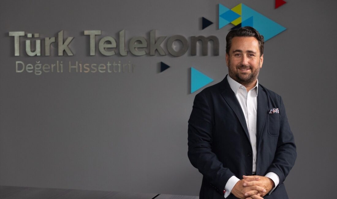 İSTANBUL (AA) – Türk Telekom, Atatürk Kültür Merkezi'nde (AKM) teknolojiyi