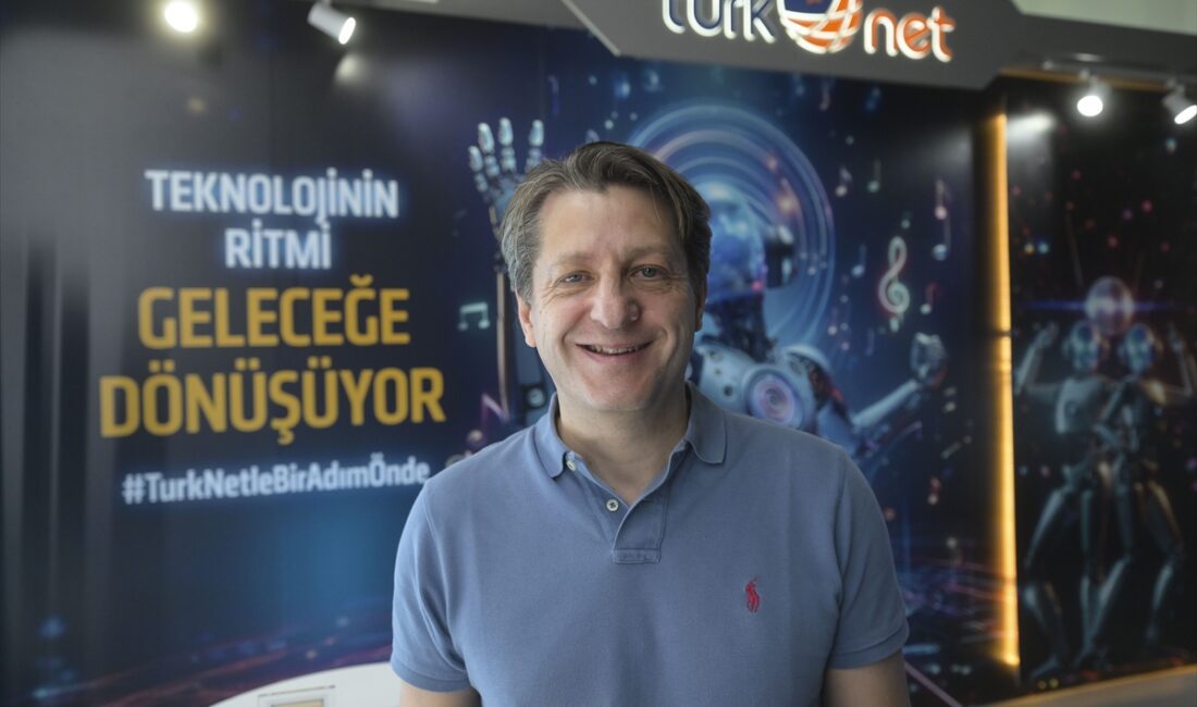 İSTANBUL (AA) – TurkNet'in iletişim destekçisi olduğu "FIRST Robotics Competition"