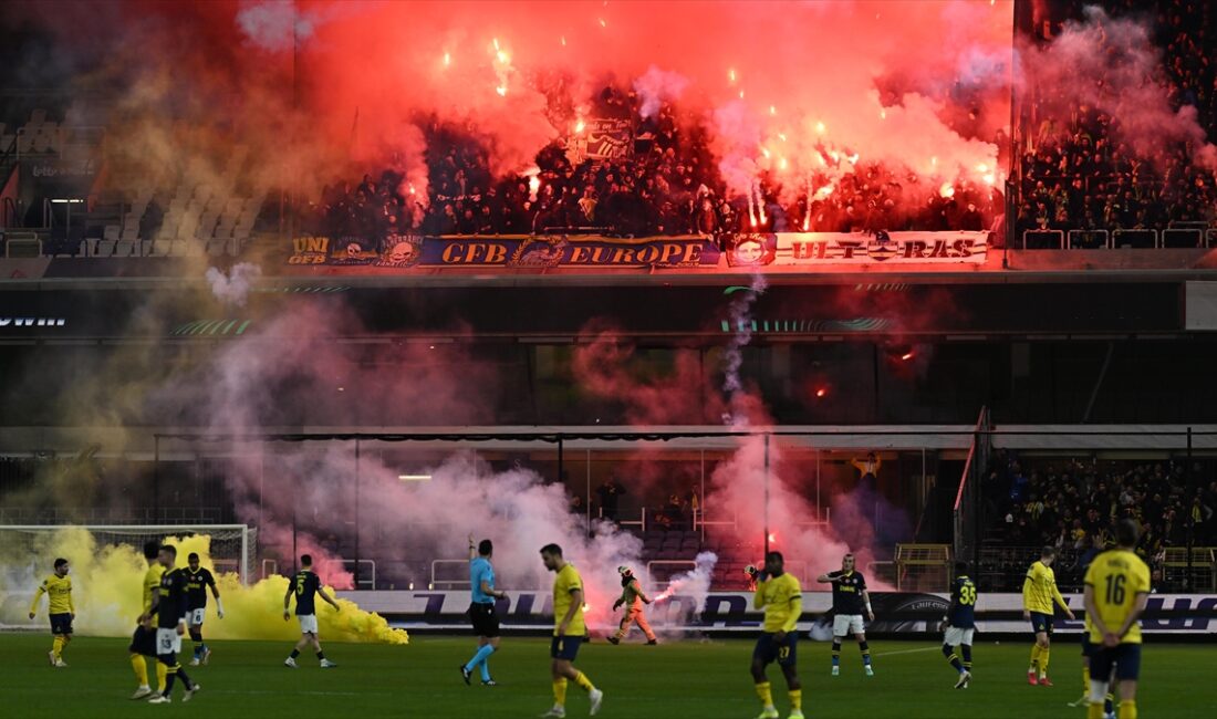 UEFA, Avrupa Konferans Ligi son 16 turunda Union Saint-Gilloise ile