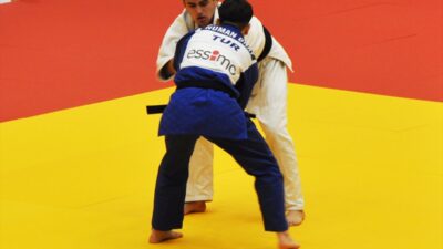 ANTALYA (AA) – Antalya'nın Kemer ilçesinde Türkiye Judo Federasyonunca düzenlenen
