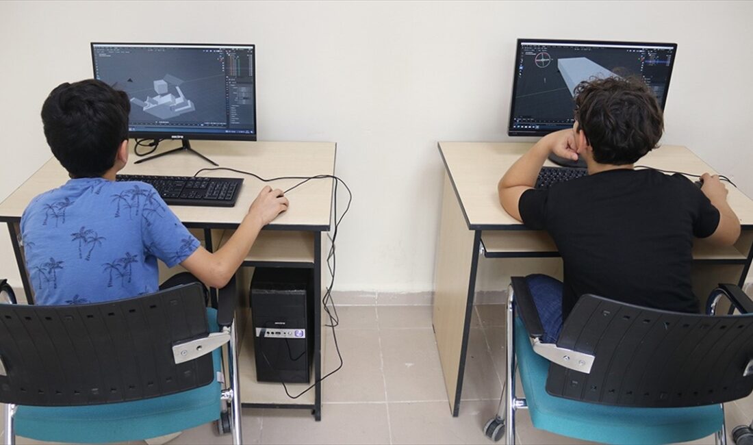 İstanbul Medipol Üniversitesi İşletme ve Yönetim Bilimleri Fakültesi Dekanı Prof.