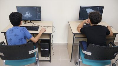 İstanbul Medipol Üniversitesi İşletme ve Yönetim Bilimleri Fakültesi Dekanı Prof.