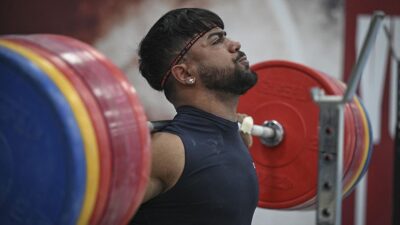 Venezuela Halter Federasyonu Genel Sekreteri Velasquez Noriega Henry Jose, Paris