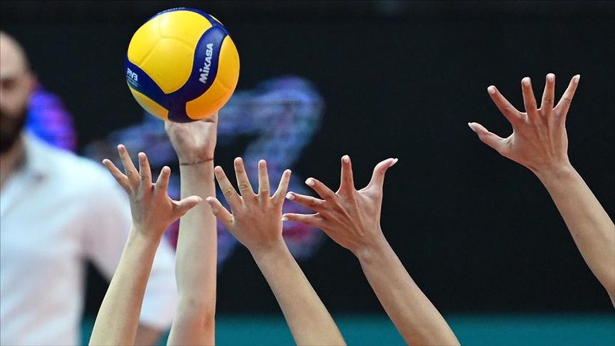 Voleybol Vodafone Sultanlar Ligi'nde normal sezon, yarın oynanacak 2 erteleme