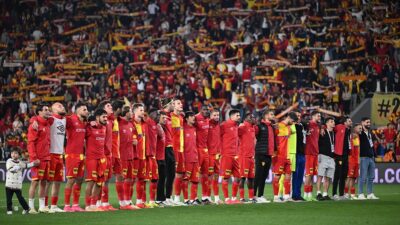 Trendyol 1. Lig'de son 3 haftaya ikinci sırada giren Göztepe,