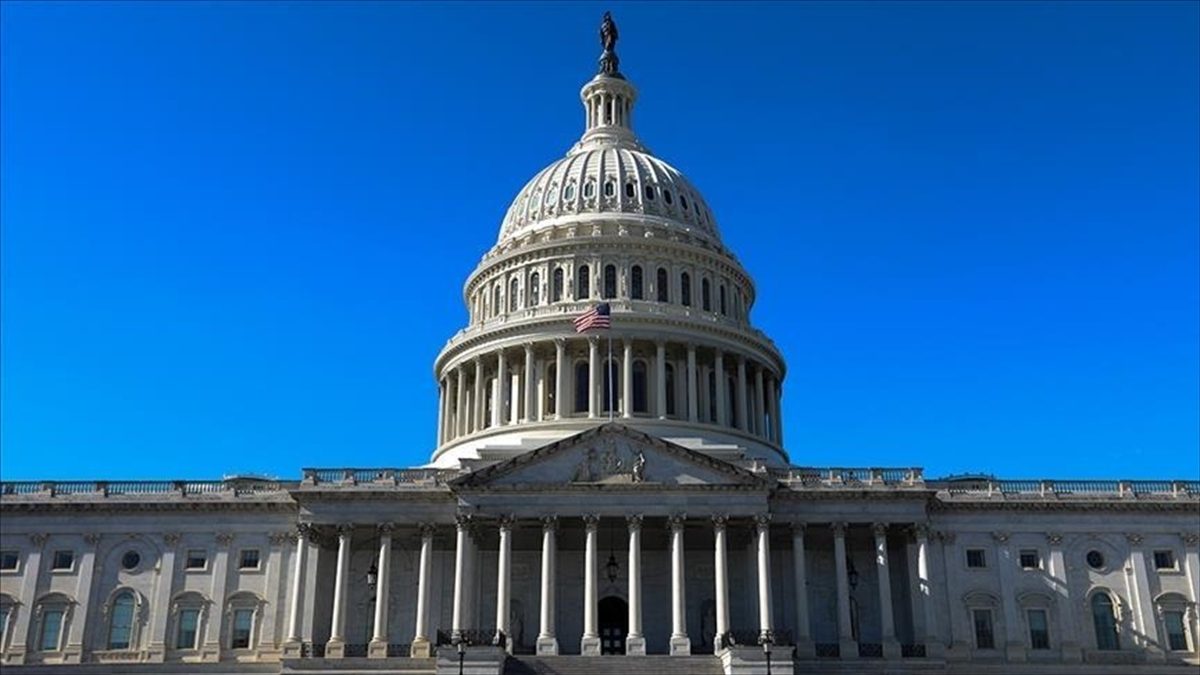 ABD Senatosu, Amerikan istihbaratına "yetkisiz dinleme" imkanı veren Yabancı İstihbarat