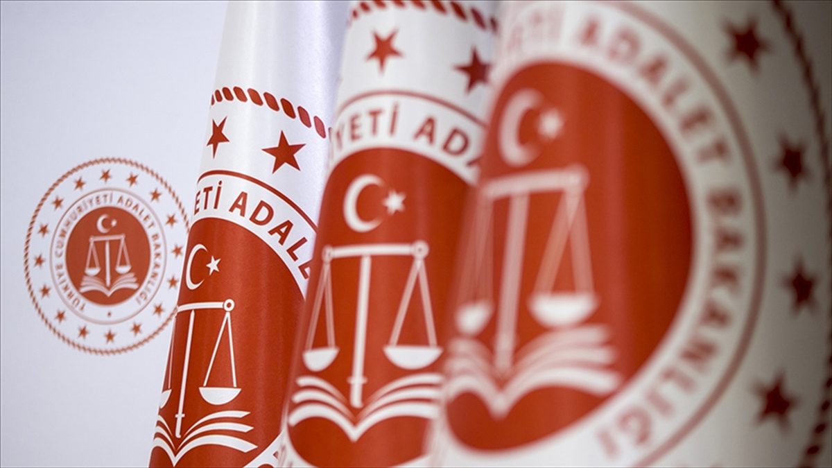 Adalet Bakanı Yılmaz Tunç, mahkemelerde ihtisaslaşmanın sağlanması, vatandaşların adalet hizmetlerine
