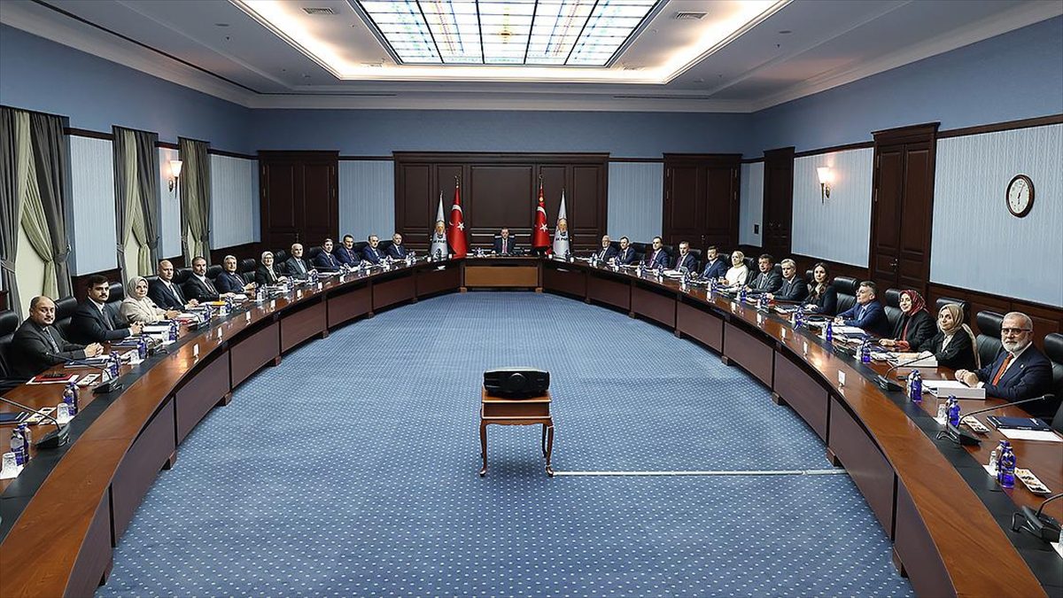 AK Parti Merkez Yürütme Kurulu (MYK) yarın toplanacak.