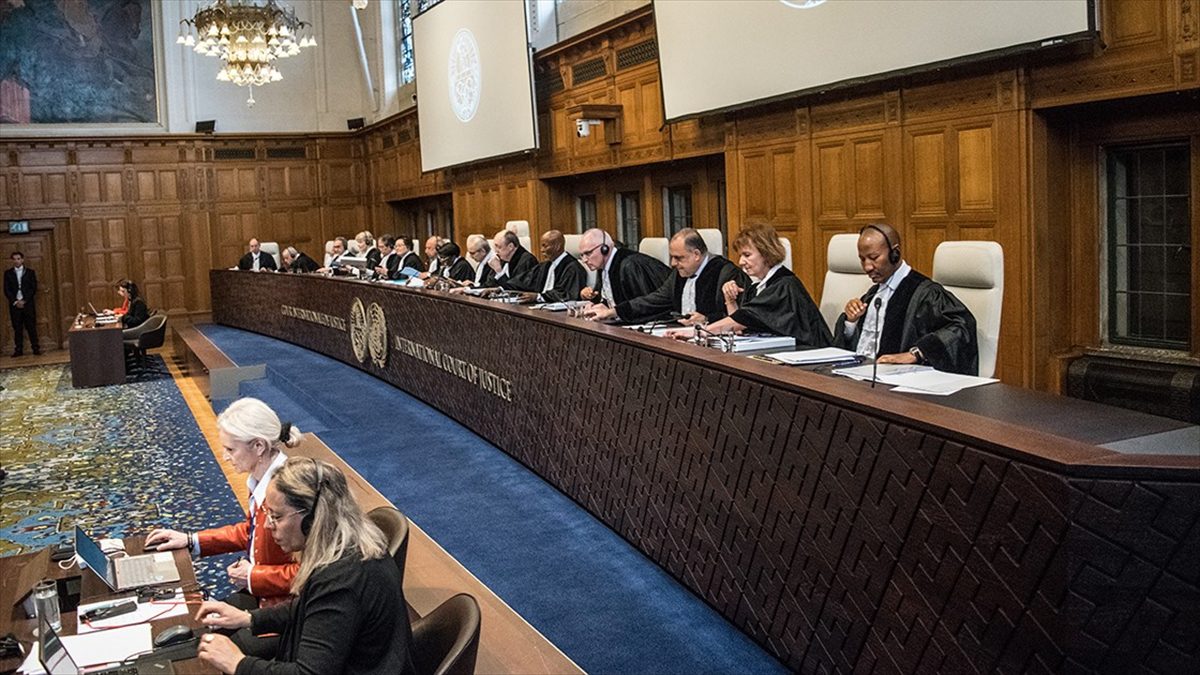 İsrail'in Gazze'deki saldırılarına siyasi, mali ve askeri destek sağlayarak "soykırım