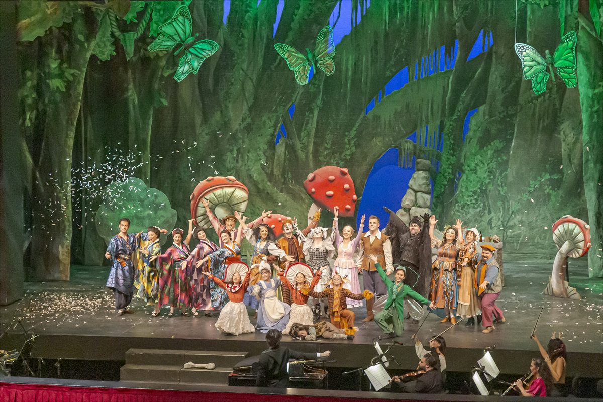 Antalya Devlet Opera ve Balesi çocuk operası “Rapunzel”i sahneledi