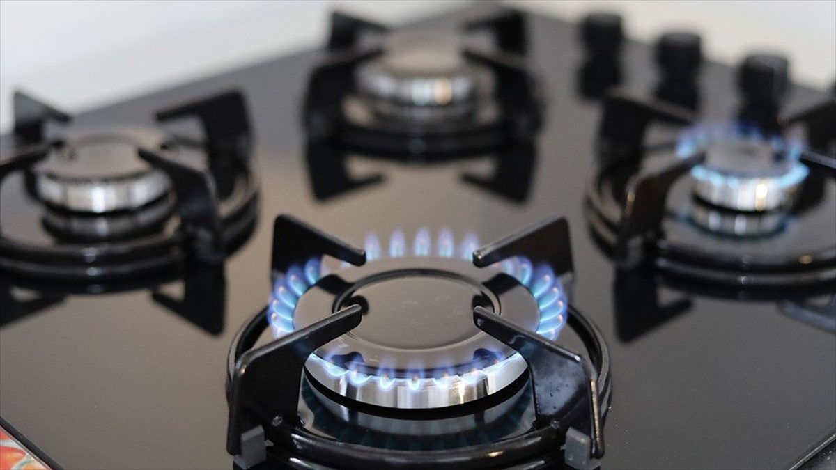 Avrupa'da doğal gaz fiyatları, Orta Doğu'da artan gerilimin etkisiyle gün
