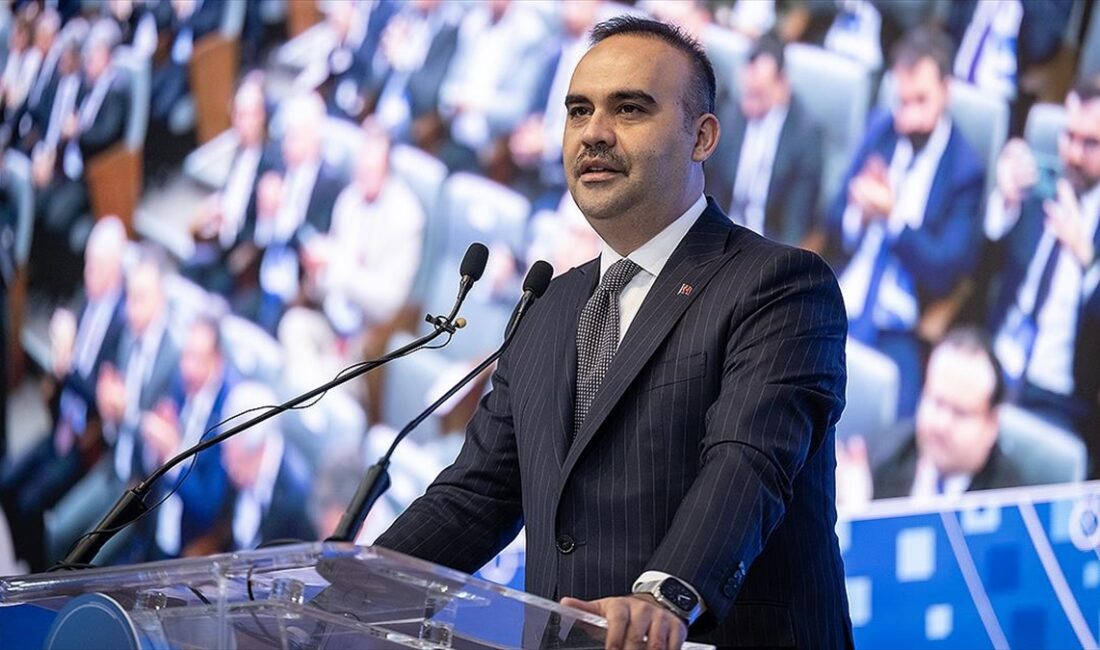 Sanayi ve Teknoloji Bakanı Mehmet Fatih Kacır, "Dijital dönüşüm projelerini