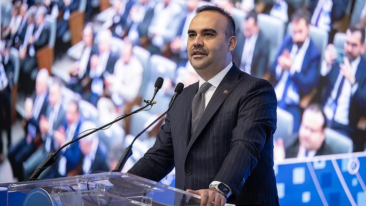 Sanayi ve Teknoloji Bakanı Mehmet Fatih Kacır, "Dijital dönüşüm projelerini