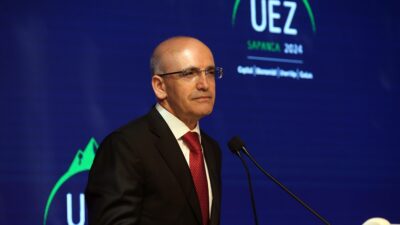 Hazine ve Maliye Bakanı Mehmet Şimşek, kamuda tasarruf konusundaki çalışmaların