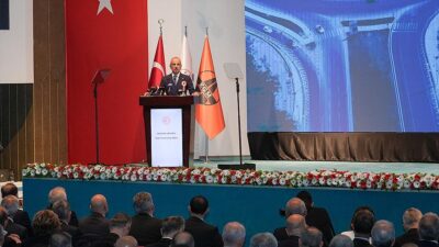 Ulaştırma ve Altyapı Bakanı Uraloğlu, "Türkiye'nin yeni İpek Yolu olacak