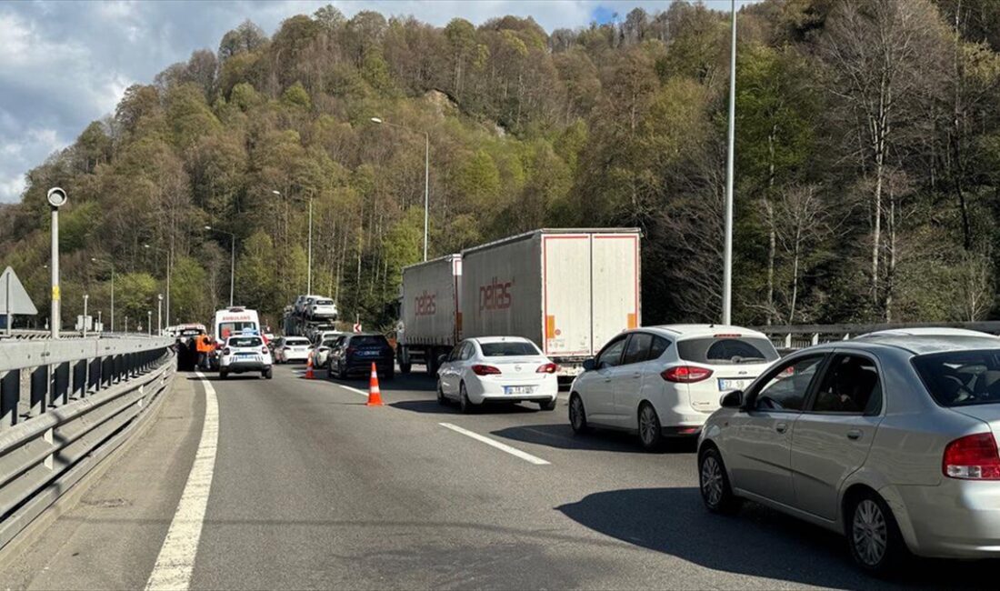İçişleri Bakanı Ali Yerlikaya, bayram tatilinin ilk 2 günündeki trafik