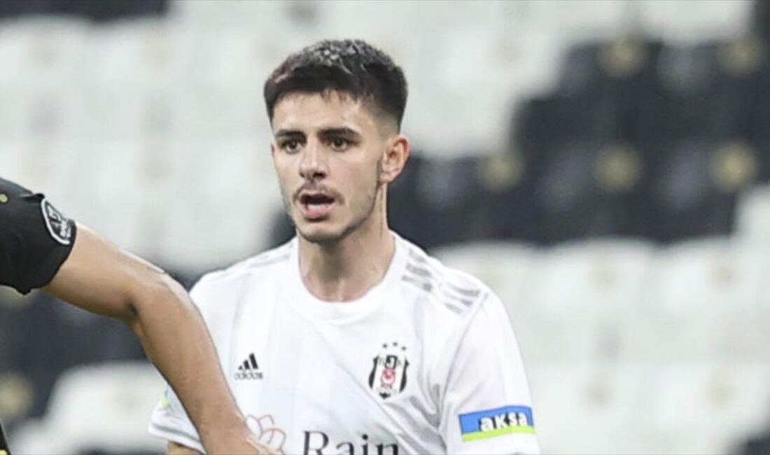 Beşiktaş Kulübü, 21 yaşındaki futbolcu Berkay Vardar ile yollarını ayırdığını