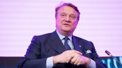 Beşiktaş Kulübü Başkanı Hasan Arat, Türkiye Futbol Federasyonunun (TFF) seçim