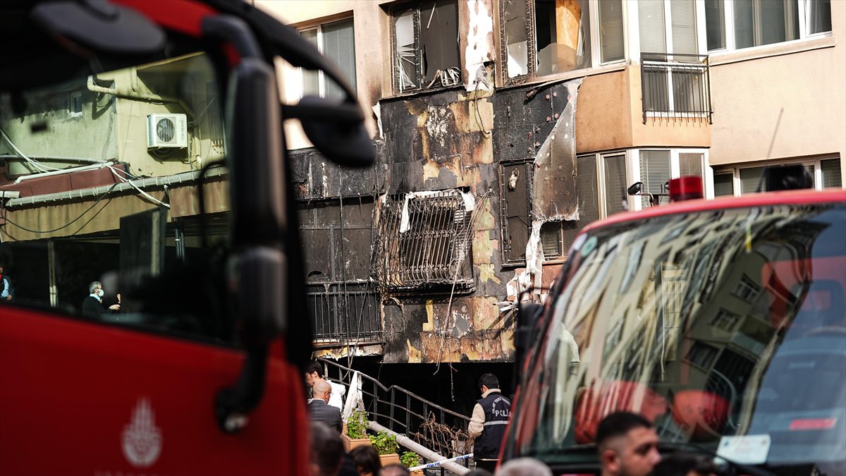 Beşiktaş'taki bir gece kulübünde tadilat sırasında çıkan ve 29 kişinin