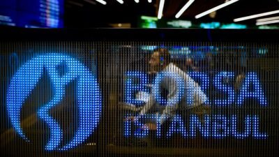 Borsa İstanbul'da BIST 100 endeksi, günün ilk yarısında 10.132,88 puanla