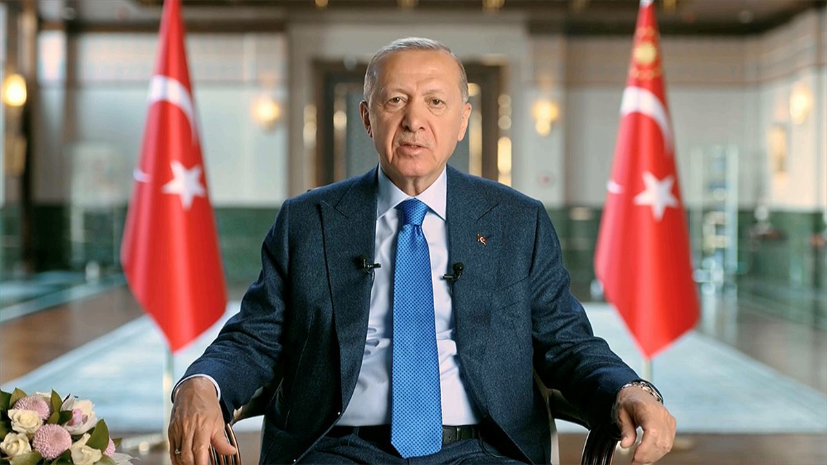 Cumhurbaşkanı Erdoğan, "Bugüne kadar bölgeye sevk ettiğimiz toplam 45 bin
