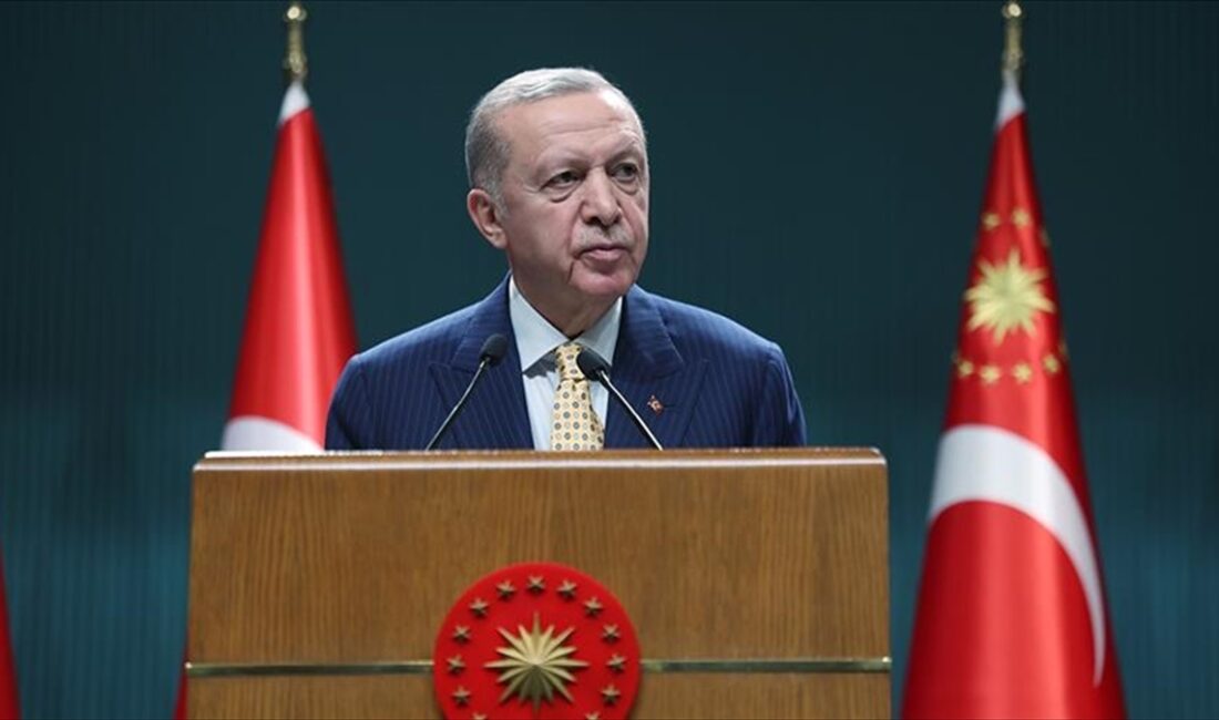 Cumhurbaşkanı Recep Tayyip Erdoğan, İstanbul'da bir eğlence merkezinde çıkan yangınla