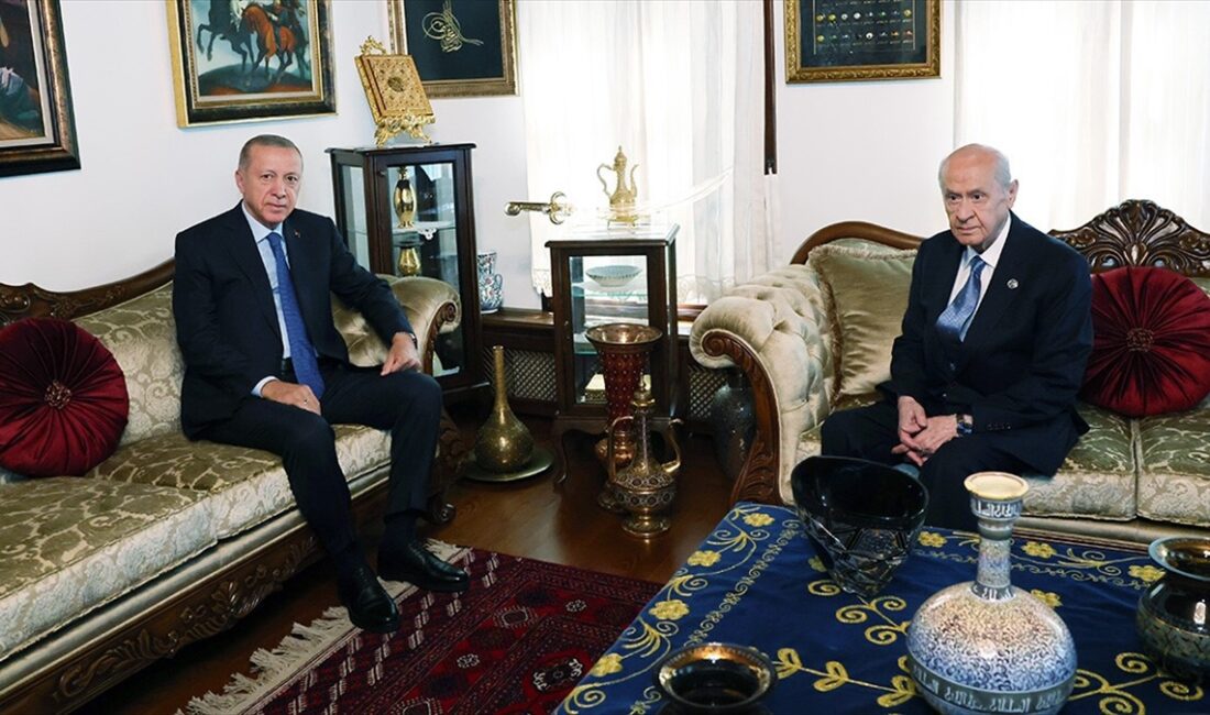 Cumhurbaşkanı Recep Tayyip Erdoğan, MHP Genel Başkanı Devlet Bahçeli'yi ziyaret
