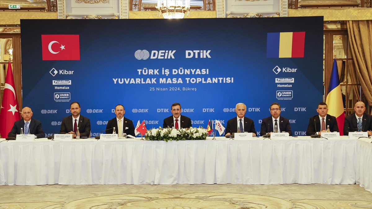Cumhurbaşkanı Yardımcısı Cevdet Yılmaz, "Ülkemiz insanlarının üçüncü ülkelerden gelen yatırımları