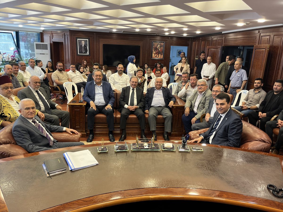 - "Yerel yönetimler çok önemli. Halkın doğrudan isteklerini, taleplerini ilettikleri