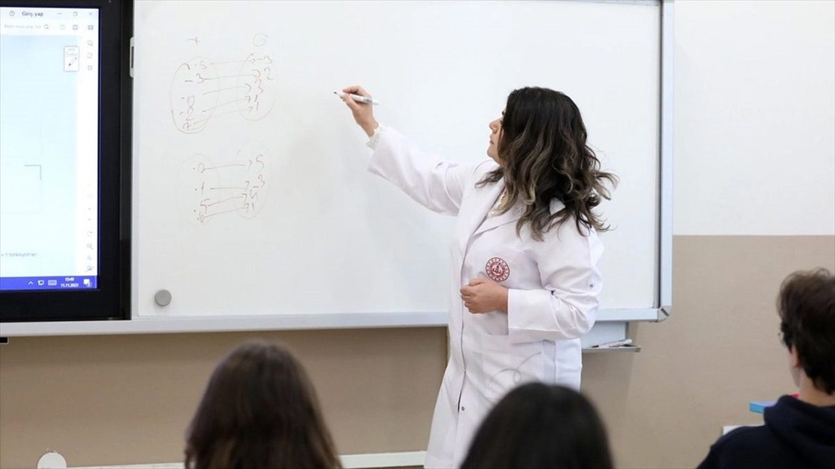 Milli Eğitim Bakanlığı (MEB), 6 Şubat 2023'teki Kahramanmaraş merkezli depremler