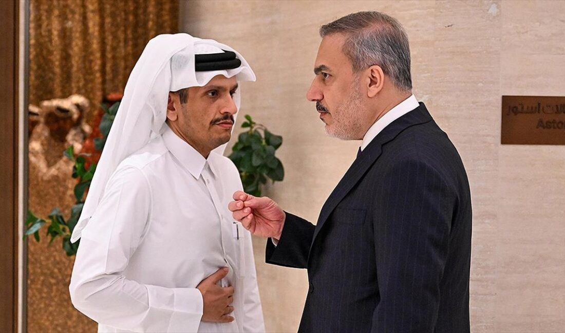 Dışişleri Bakanı Hakan Fidan, Suudi Arabistan'ın başkenti Riyad'da, Katar Başbakanı