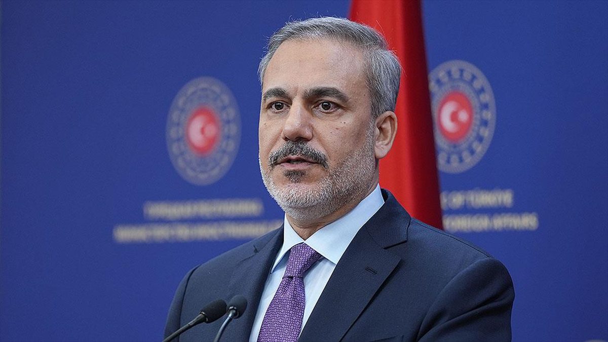 Dışişleri Bakanı Hakan Fidan, Katar'ı ziyaret ederek Başbakan ve Dışişleri