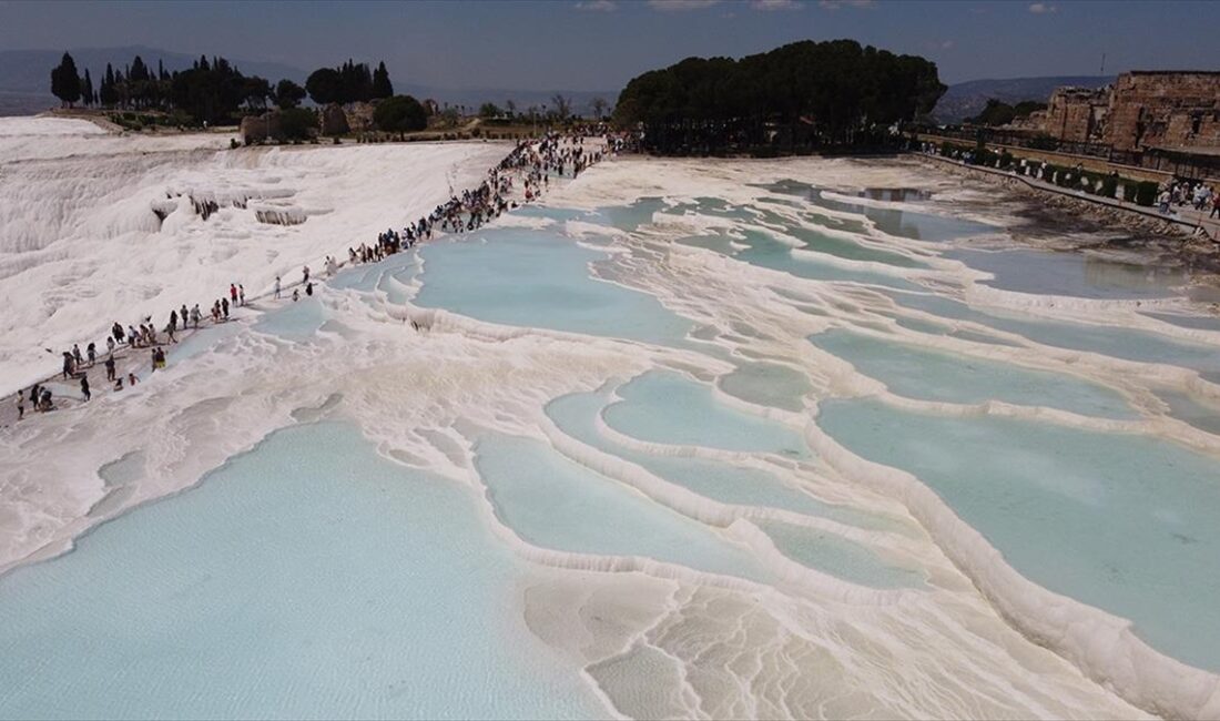 Ramazan Bayramı'nda turistik tesislerde yüzde 100 doluluk oranlarına ulaşan Egeli