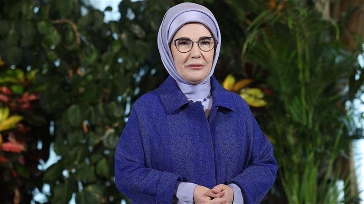 Emine Erdoğan, Anadolu Ajansının İsrail'in Gazze'de işlediği savaş suçlarını tüm