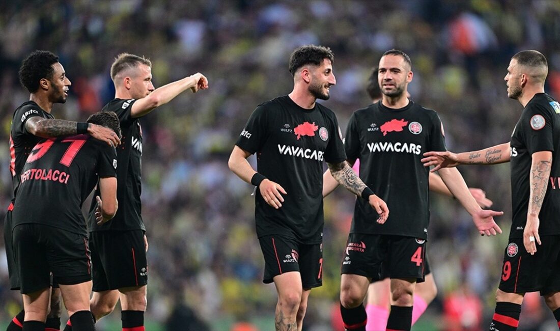 Trendyol Süper Lig'in 34. haftasında VavaCars Fatih Karagümrük, yarın Bitexen