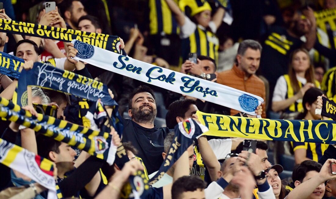 İSTANBUL (AA) – Sarı-lacivertli kulüpten yapılan açıklamaya göre, Ülker Stadı’nda