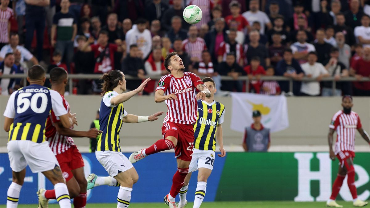 Fenerbahçe, UEFA Avrupa Konferans Ligi çeyrek final ilk maçında Yunanistan'ın