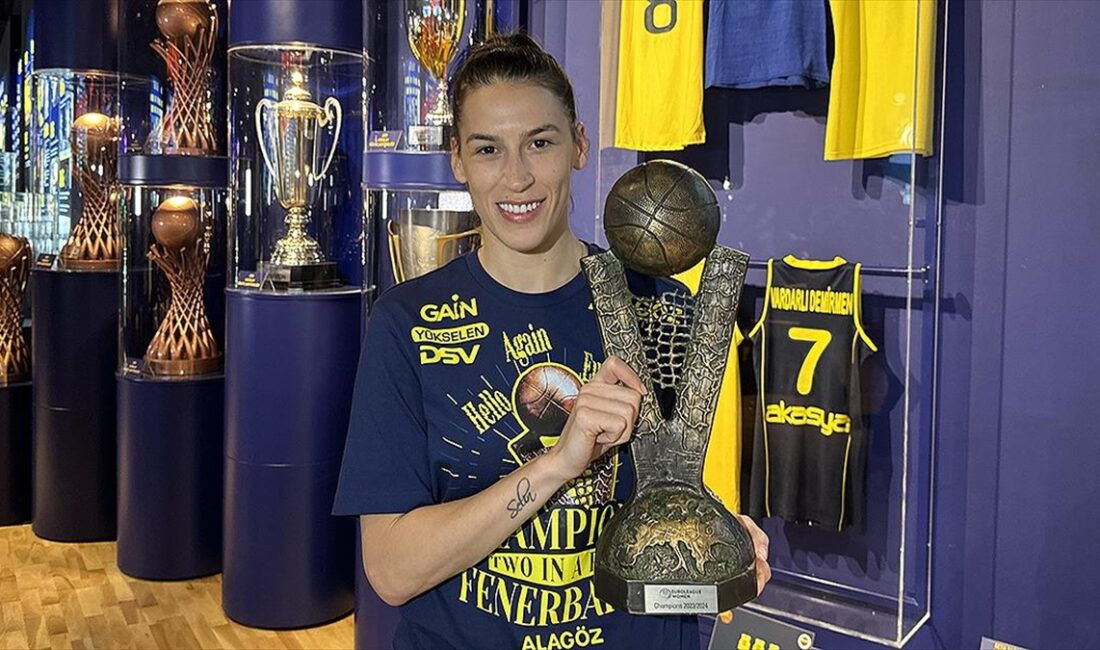 Fenerbahçe Alagöz Holding Kadın Basketbol Takımı oyuncusu Sevgi Uzun, kazanılan