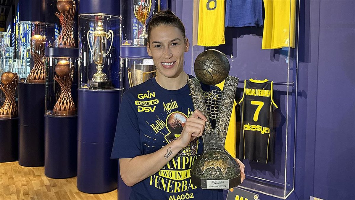 Fenerbahçe Alagöz Holding Kadın Basketbol Takımı oyuncusu Sevgi Uzun, kazanılan