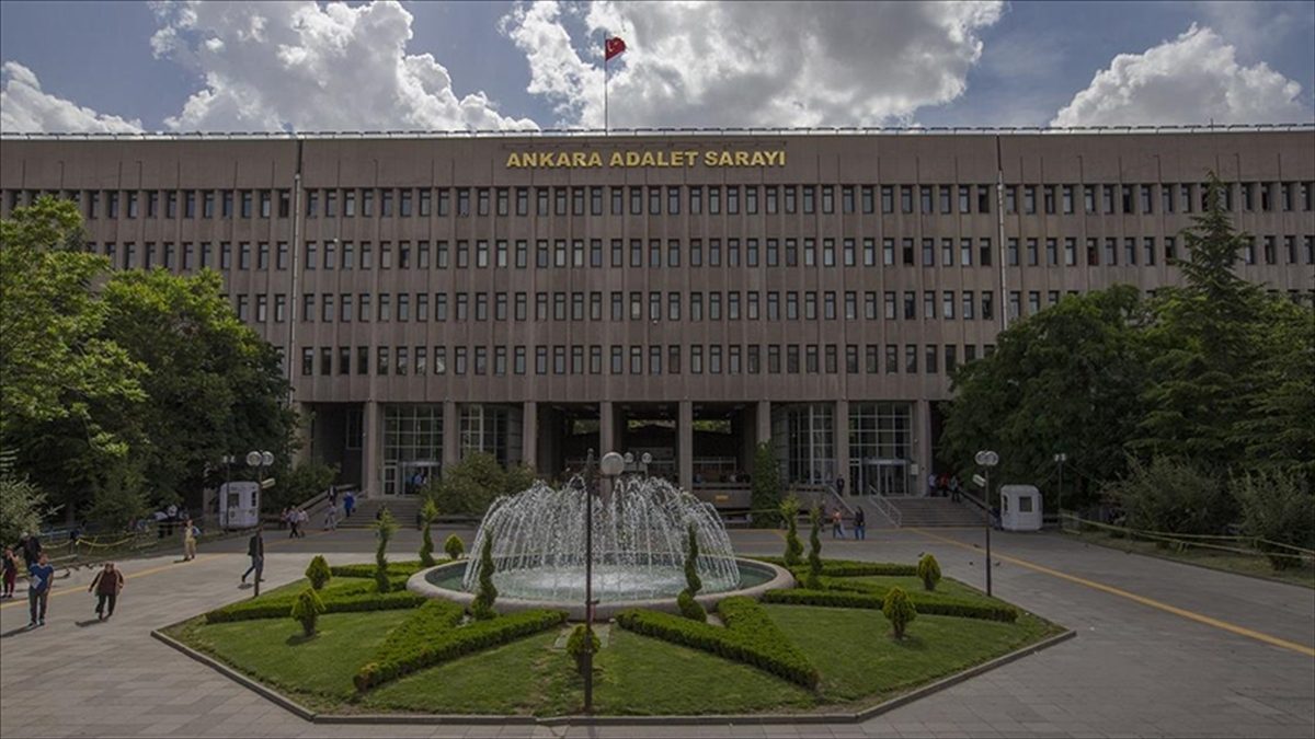 Ankara Cumhuriyet Başsavcılığınca, Fetullahçı Terör Örgütü'nün (FETÖ) Kara Kuvvetleri Komutanlığındaki