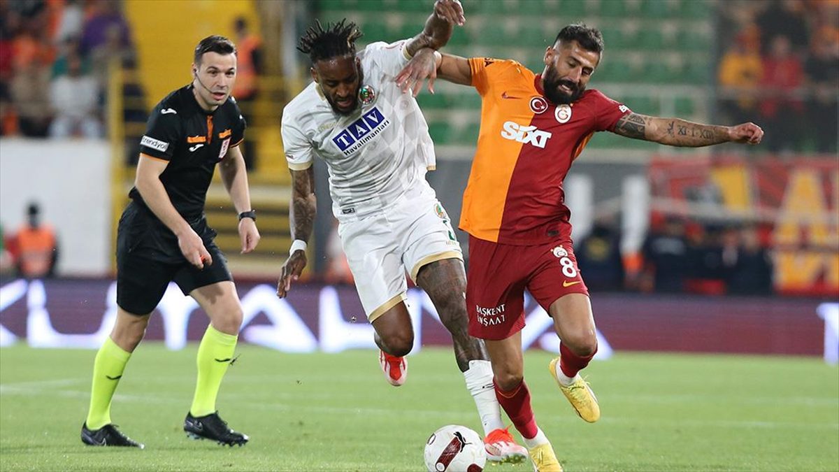 Galatasaray, Trendyol Süper Lig'de 32. haftanın kapanış maçında konuk olduğu