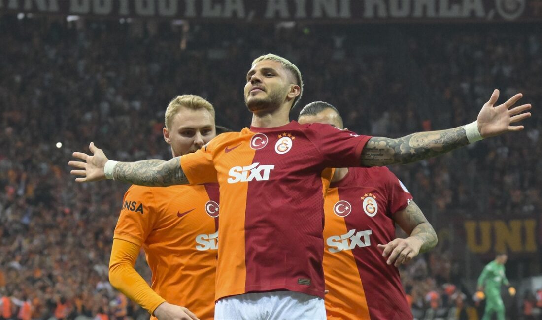 İSTANBUL (AA) – İlk yarı 6. dakikada Ziyech’in sağdan ortasında