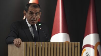 Galatasaray Kulübü Başkanı Özbek, Fenerbahçe'nin Turkcell Süper Kupa maçına 19