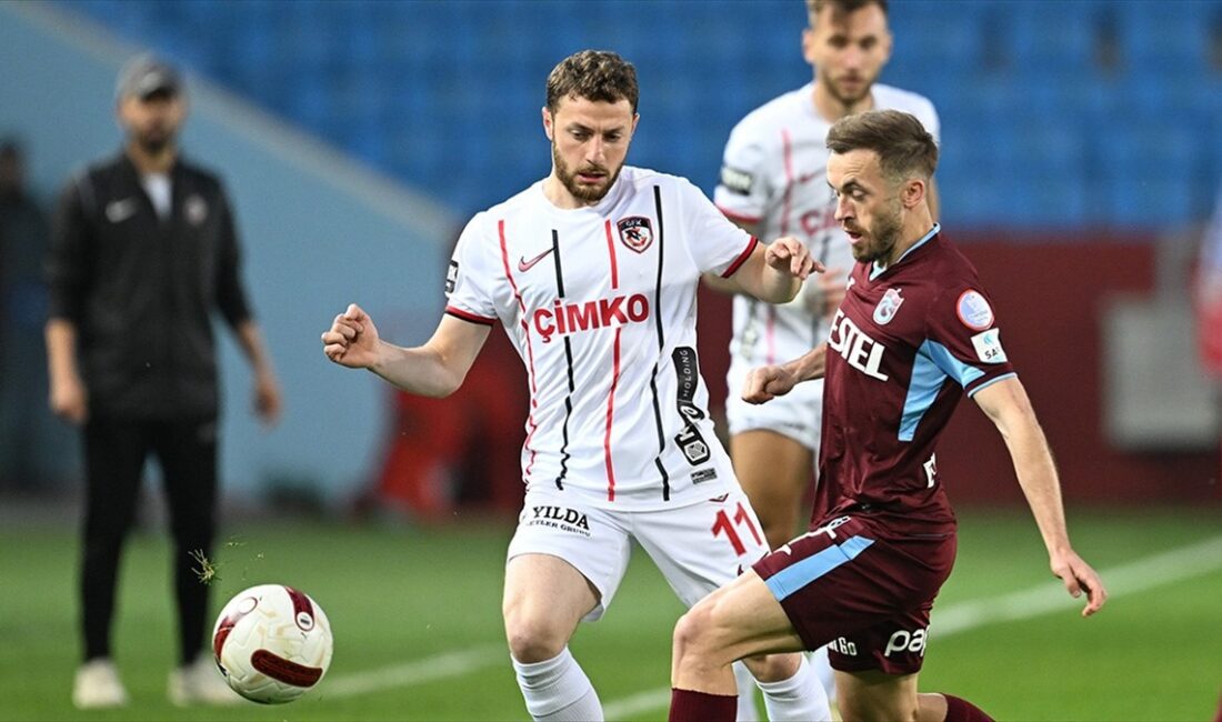 Trendyol Süper Lig'in 34. haftasında konuk olduğu Trabzonspor'a 4-2 yenilen