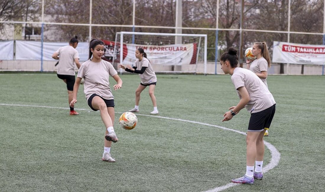 Türkiye Liseler Arası Gençler A Kadın Futbol Türkiye Şampiyonası'nın namağlup