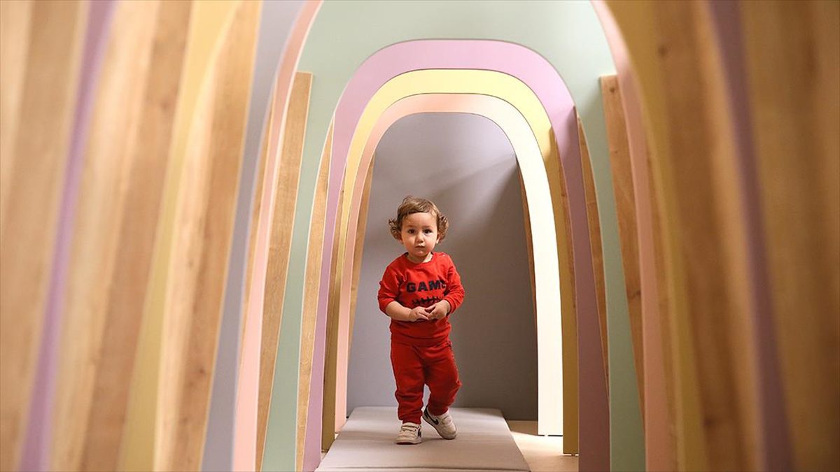 Gaziantep'te içerisinde kütüphanenin yanı sıra geleneksel oyun alanı, sanat, masal,