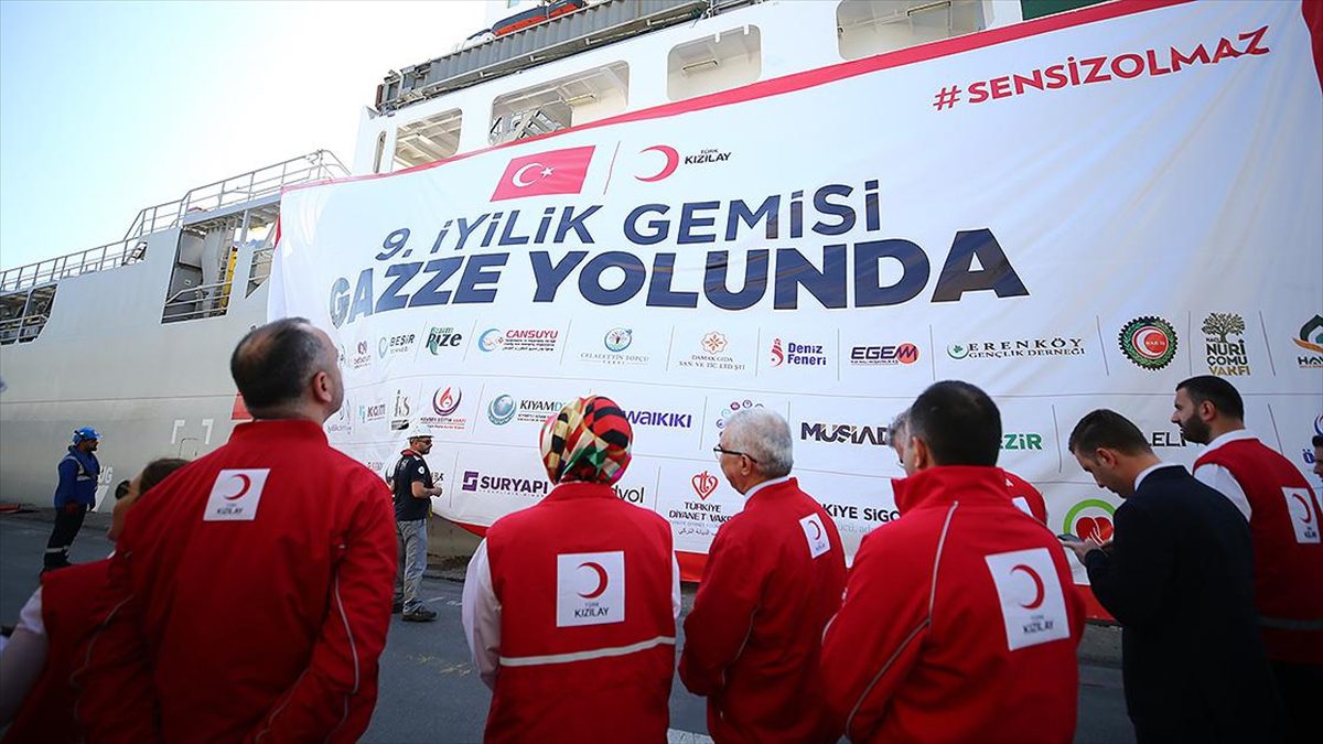 Türk Kızılay tarafından Gazze'ye ulaştırılması için hazırlanan 3 bin 774
