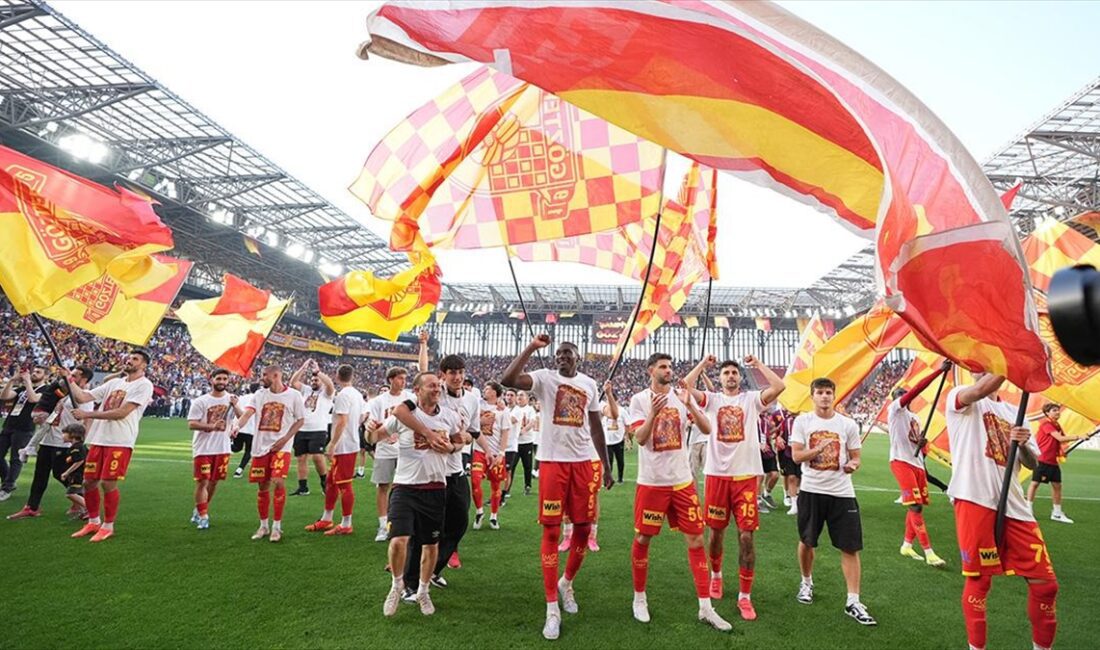 Göztepe, toplamda 30 sezon yer aldığı Süper Lig'e 6. kez