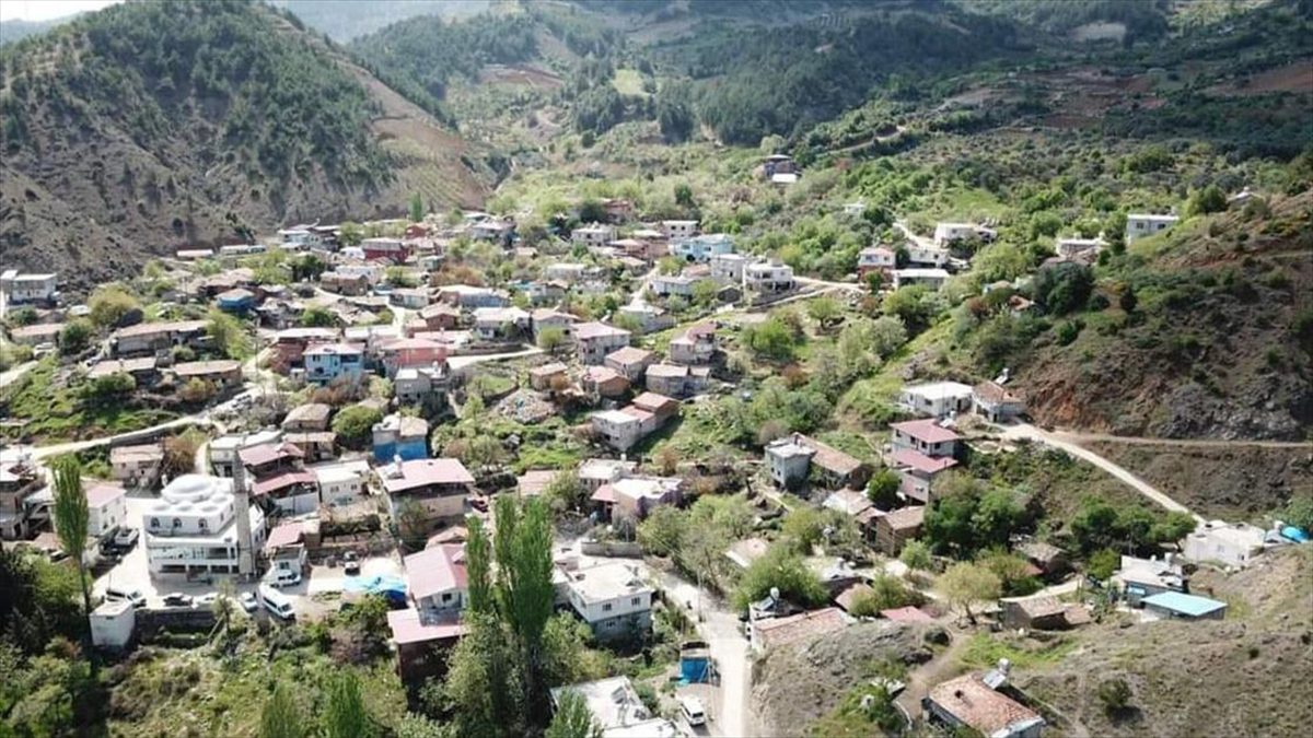 Hatay'ın Belen ilçesinde, heyelan riski nedeniyle farklı bölgeye taşınacak Kömürüçukuru
