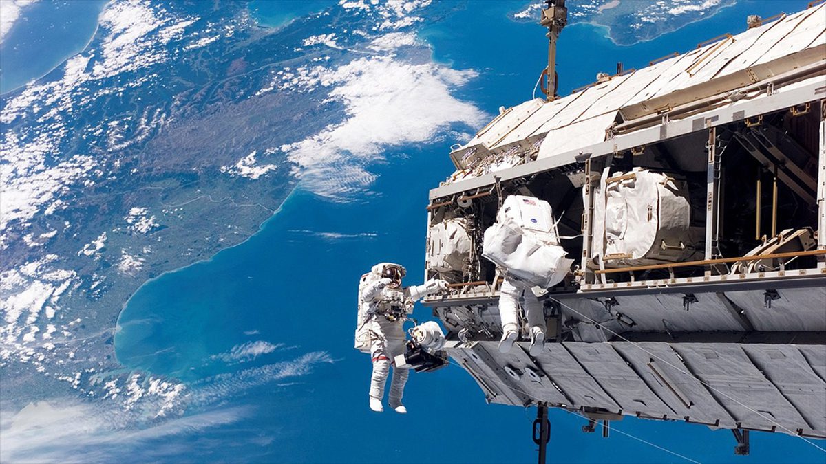 Uluslararası Uzay İstasyonu'na düzenli olarak mürettebat gönderilmeye devam ederken NASA,